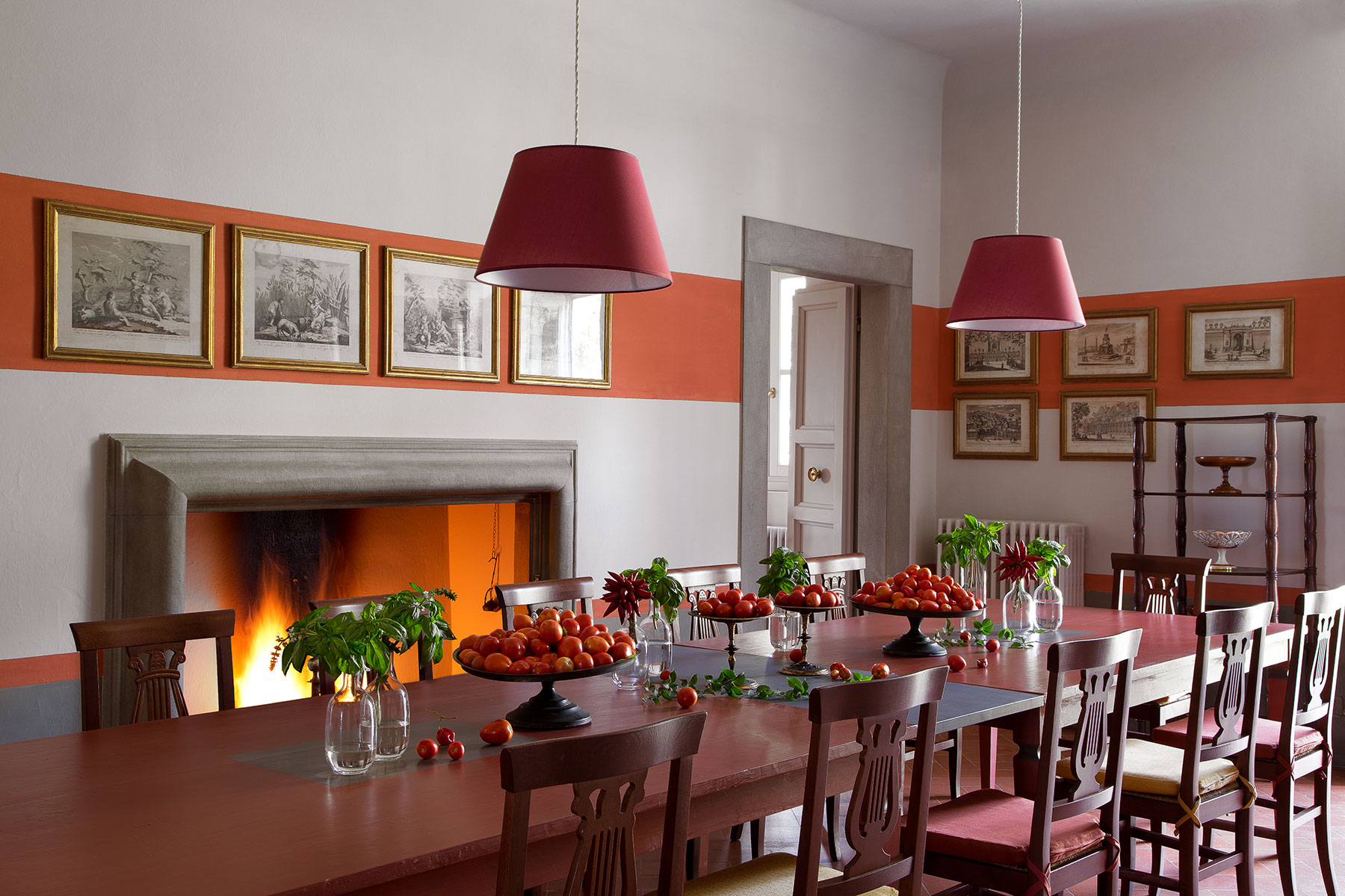 Make Your Dinnertime 10 Times Better with These Dining Room Chandeliers 4
