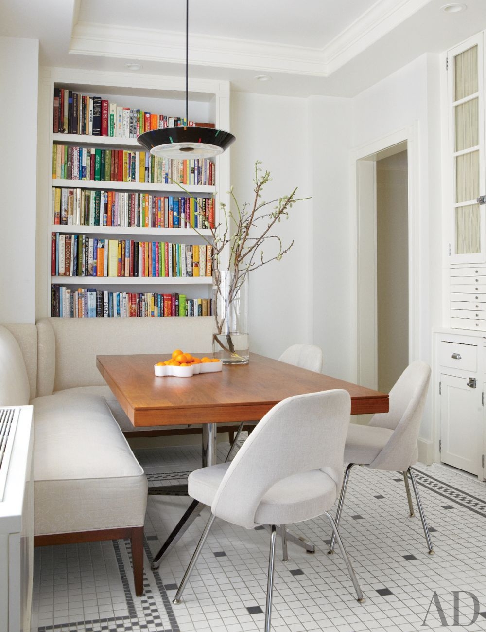 Interior Design Tips to Make the Most of Your Small Dining Room 8