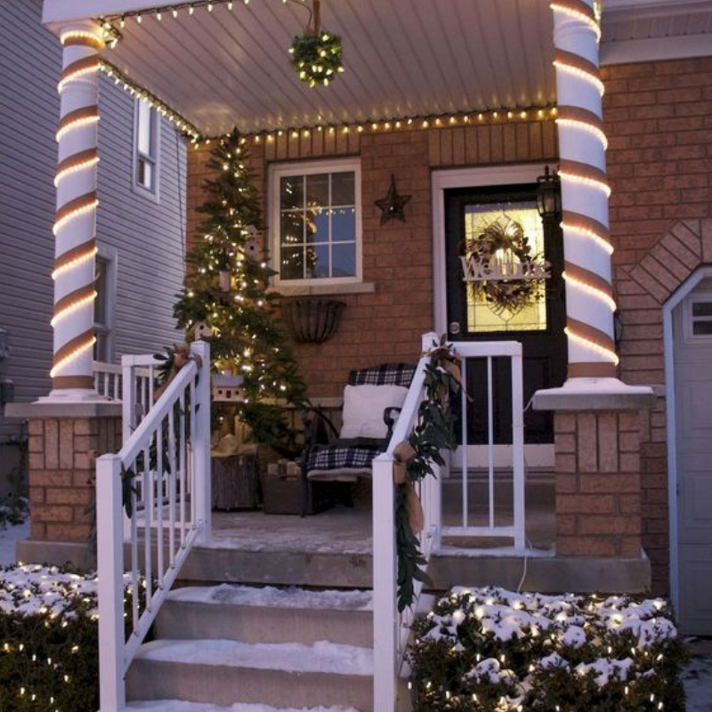 What's Hot On Pinterest Christmas Best Exterior Lighting This Year! (4)